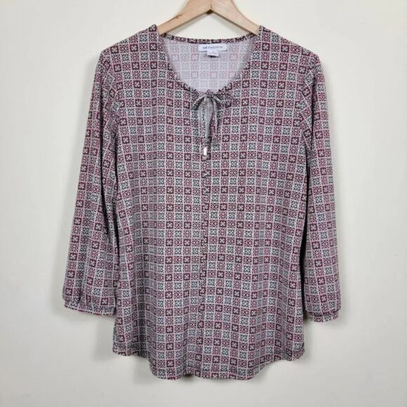 Liz Claiborne Blouse Womans Size M Geometric Pattern Round Neck - Picture 12 of 12